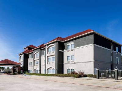 La Quinta Inn & Suites by Wyndham Lumberton - Bild 1