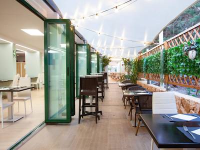 Hotel Rosales - Bild 1