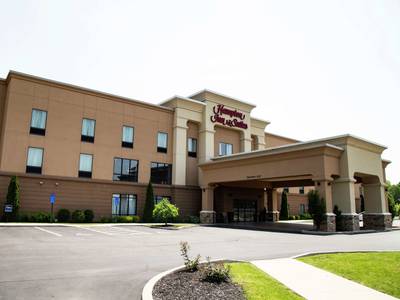 Hampton Inn and Suites Sharon - Bild 1