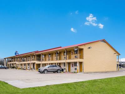 Americas Best Value Inn - Refugio - Bild 1