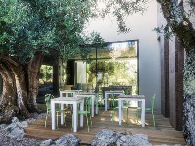 Cooking and Nature Emotional Hotel - Bild 1