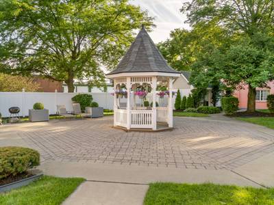 Best Western Greenfield Inn - Bild 1