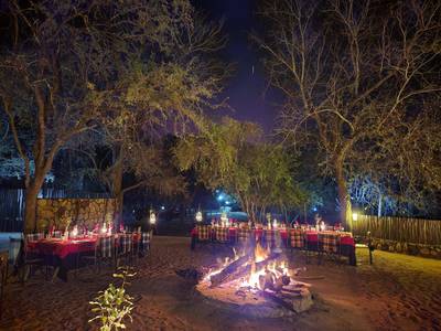 Shiduli Private Game Lodge - Bild 1