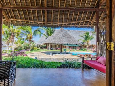 Karafuu Beach Resort & Spa - Bild 1