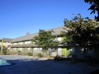 SureStay Plus Hotel by Best Western Point Richmond - Bild 1