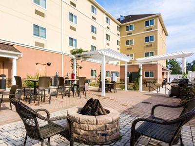 Suburban Studios Quantico - Bild 1