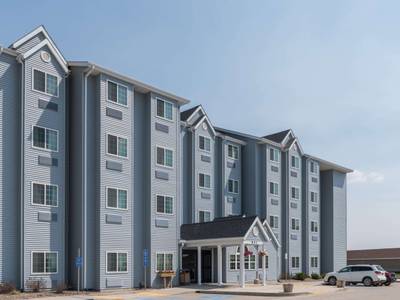 Microtel Inn & Suites by Wyndham Stanley - Bild 1