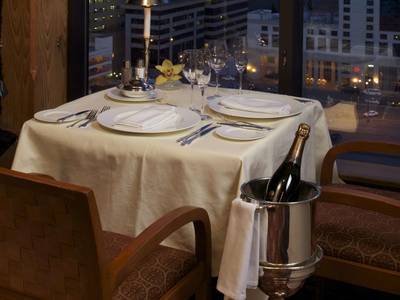 The Hotel Captain Cook - Bild 1