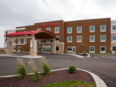 AmericInn by Wyndham Waupun - Bild 1