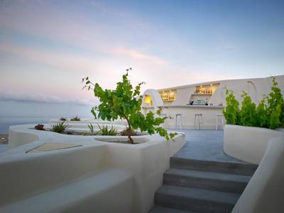 Dome Santorini Resort - Bild 1