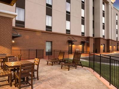 Hampton Inn & Suites Lavonia - Bild 1