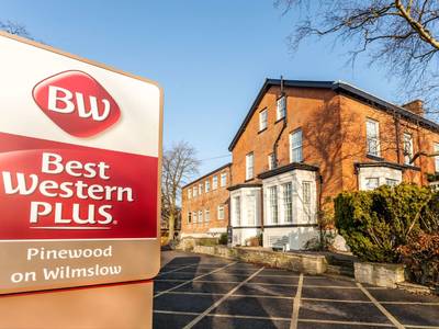 Best Western Plus Pinewood  Manchester Airport-Wilmslow Hotel - Bild 1
