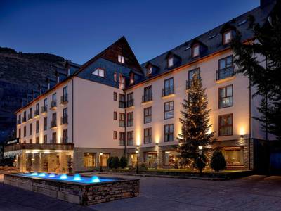 Vielha Val d'Arán, Affiliated by Meliá Hotel - Bild 1