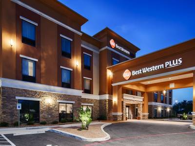Best Western Plus Elmendorf Hotel - Bild 1