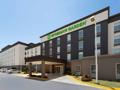 Wyndham Garden Monterrey Aeropuerto - Bild 1