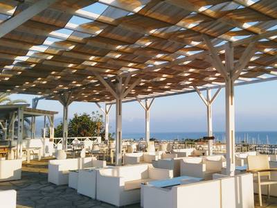 Latchi Family Resort - Bild 1