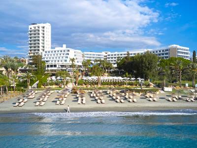 Mediterranean Beach Hotel - Bild 1