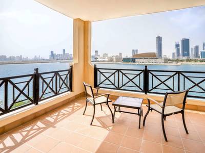 Novotel Bahrain Al Dana Resort - Bild 1
