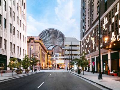 the Curtis Denver - a DoubleTree by Hilton Hotel - Bild 1