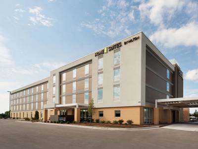 Home2 Suites by Hilton Milwaukee Brookfield - Bild 1