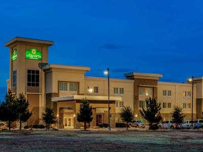 La Quinta Inn & Suites by Wyndham Andrews - Bild 1