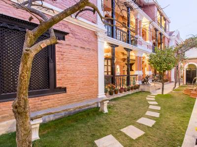 Baber Mahal Vilas - Bild 1