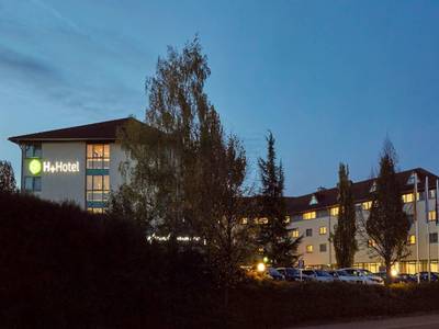 H+ Hotel Stuttgart Herrenberg - Bild 1