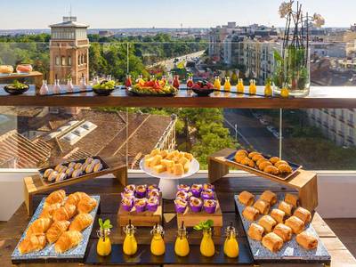 H10 Puerta de Alcalá - Bild 1