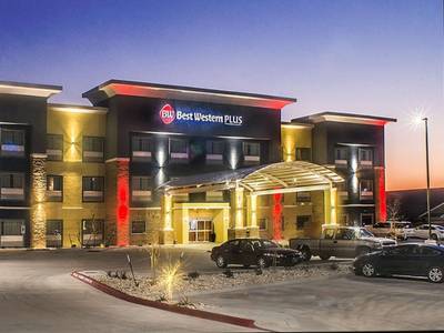 Best Western Plus Lampasas Inn & Suites - Bild 1