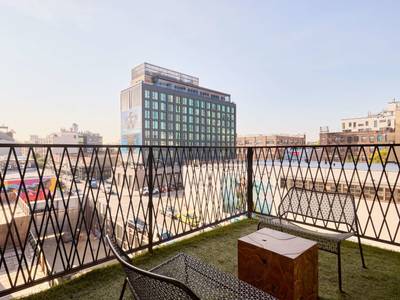 Arlo Williamsburg - Bild 1