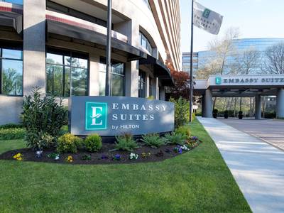 Embassy Suites by Hilton Bethesda Washington DC - Bild 1