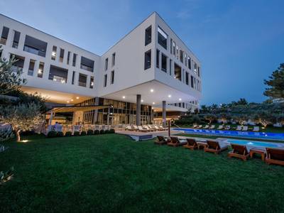 Hotel Salona Palace - Bild 1