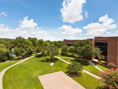 Hilton DFW Lakes Executive Conference Center - Bild 1