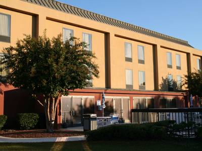 Hampton Inn Laurinburg - Bild 1