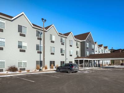 Country Inn & Suites by Radisson, Watertown, SD - Bild 1