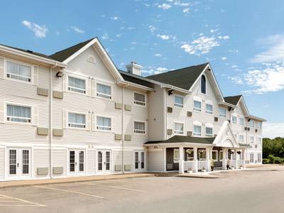 Travelodge Suites by Wyndham New Glasgow - Bild 1