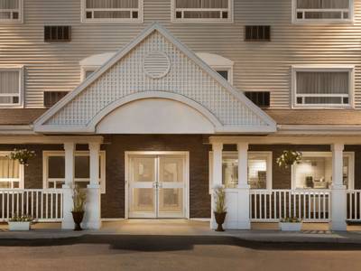 Travelodge Suites by Wyndham New Glasgow - Bild 1