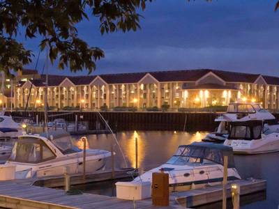 Doubletree by Hilton Hotel Racine Harbourwalk - Bild 1