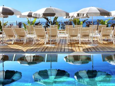 Grand Hotel Des Sablettes Plage, Curio Collection By Hilton - Bild 1