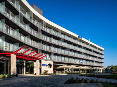 Park Inn by Radisson Zalakaros Hotel & Spa - Bild 1