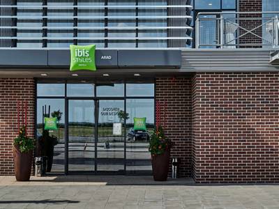 Ibis Styles Arad - Bild 1