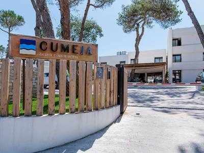 Cumeja Beach Club & Hotel - Bild 1