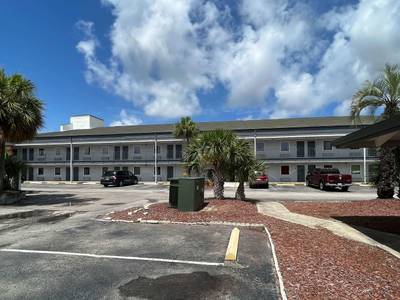 Motel 6 New Port Richey, FL - Bild 1