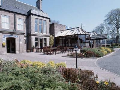 Links Hotel - Bild 1