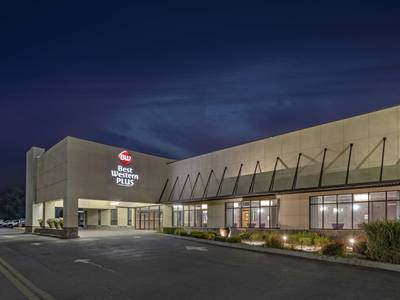 Best Western Plus Kingston Hotel and Conference Center - Bild 1