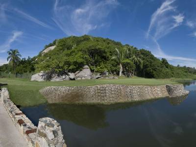 Las Hadas by Brisas - Bild 1