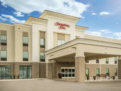 Hampton Inn Newport - Bild 1