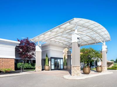 DoubleTree by Hilton Ann Arbor North - Bild 1