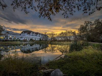 Prestige Harbourfront Resort - Bild 1