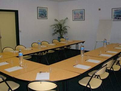 Hôtel Kyriad Paris Sud - Arcueil Cachan - Bild 1